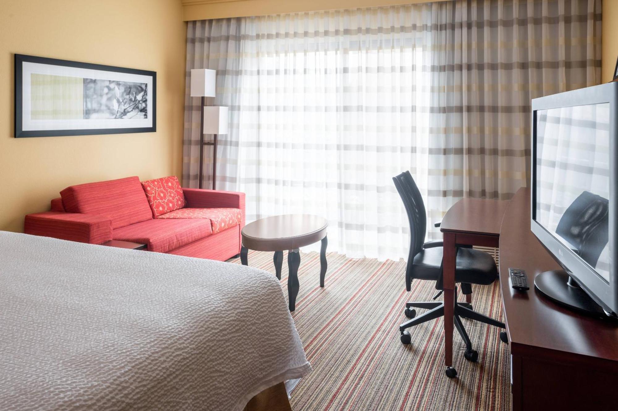 Hotel Courtyard By Marriott Indianapolis Airport Exterior foto